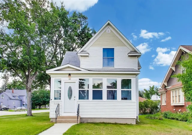 Homes for sale in Holland, MI | 40 W 18th St, Holland, MI 49423 | MLS# 70533809