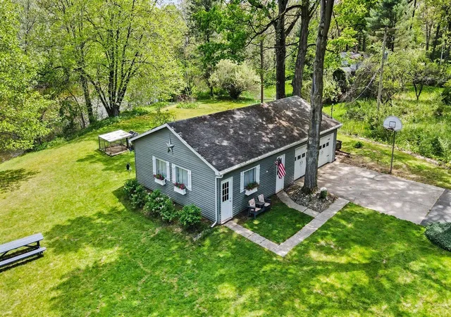 Homes for sale in Hastings, MI | 688 N Airport Rd, Hastings, MI 49058 | MLS# 70533239