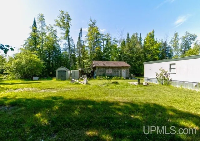 Homes for sale in Menominee, MI | N2540 Rangeline Dr, Menominee, MI 49858 | MLS# 50213006