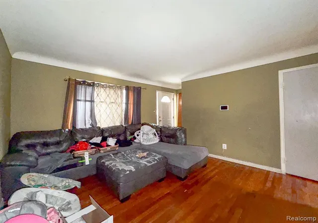 Homes for sale in Eastpointe, MI | 24811 Valley Ave, Eastpointe, MI 48021 | MLS# 60987864