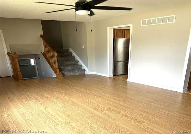 5th image of 637 Dane Dr, Monroe, MI 48162 3308 | MLS# 61011180