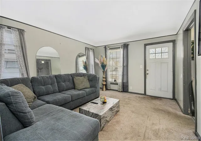 5th image of 19418 Kingsville St, Harper Woods, MI 48225 | MLS# 60953272