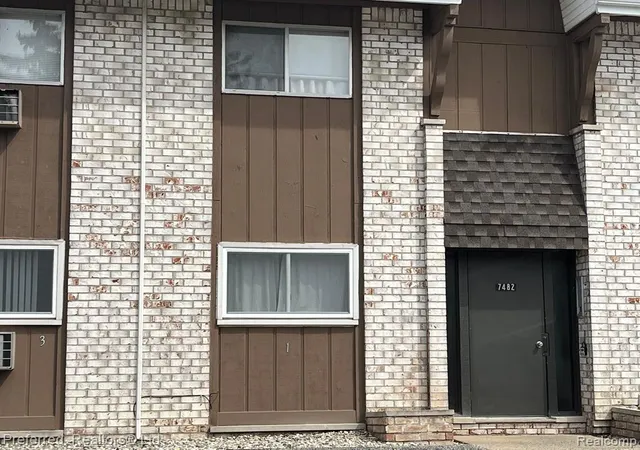 Homes for sale in Westland, MI | 7482 Woodview St #1, Westland, MI 48185 | MLS# 61004003