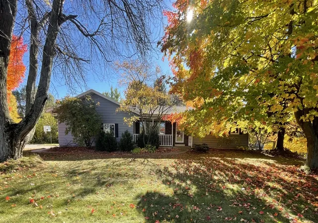 3rd image of 7360 W Orchard Cir, Fremont, MI 49412 | MLS# 70503428
