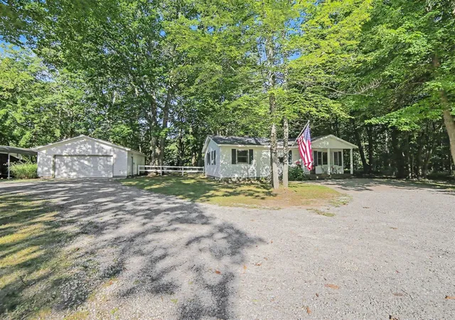 1st image of 3615 N Lincoln Rd, Ludington, MI 49431 | MLS# 70553882