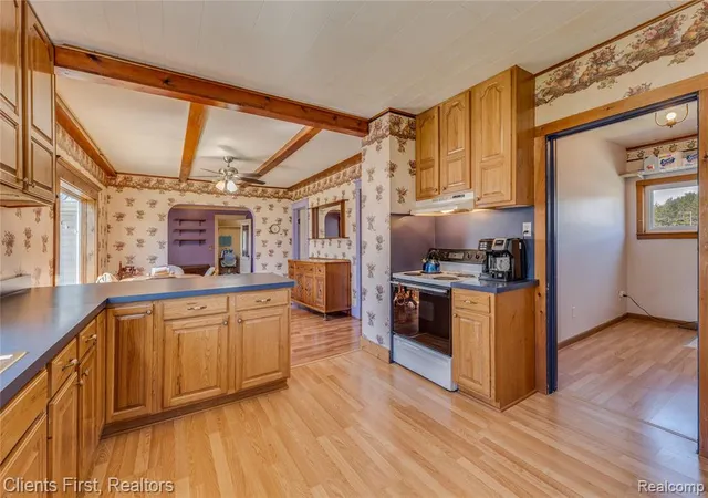 4th image of 342 N Chambers Rd, Tawas City, MI 48763 | MLS# 61010848