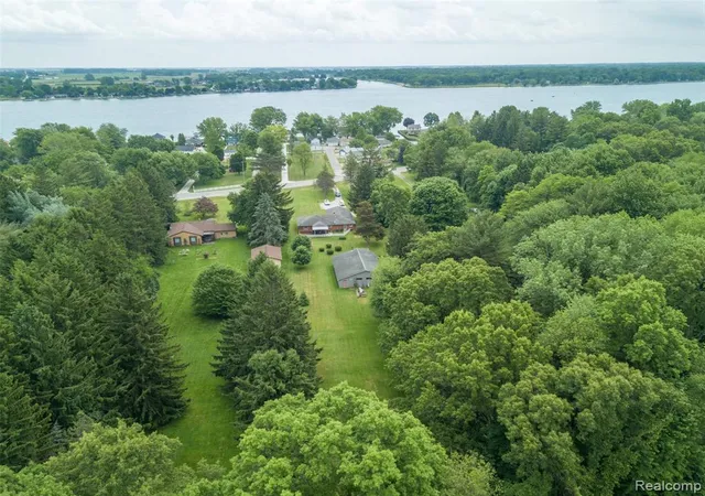 Homes for sale in Clay, MI | 9404 River Rd, Clay, MI 48001 | MLS# 61002054