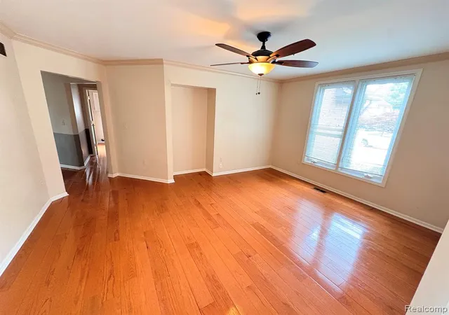 3rd image of 43336 Herring Dr, Clinton Township, MI 48038 | MLS# 61007153