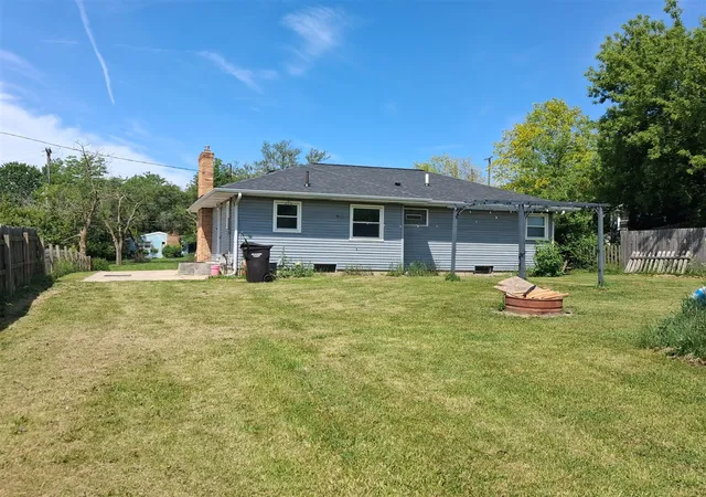 Homes for sale in Grand Rapids, MI | 2716 Ridgemoor Dr, Grand Rapids, MI 49512 | MLS# 70535939