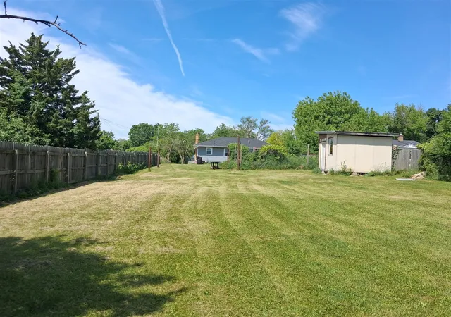 Homes for sale in Grand Rapids, MI | 2716 Ridgemoor Dr, Grand Rapids, MI 49512 | MLS# 70535939