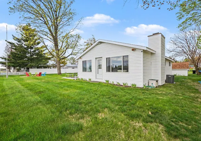 Homes for sale in Beaverton, MI | 5495 Oakridge Dr, Beaverton, MI 48612 | MLS# 50208239