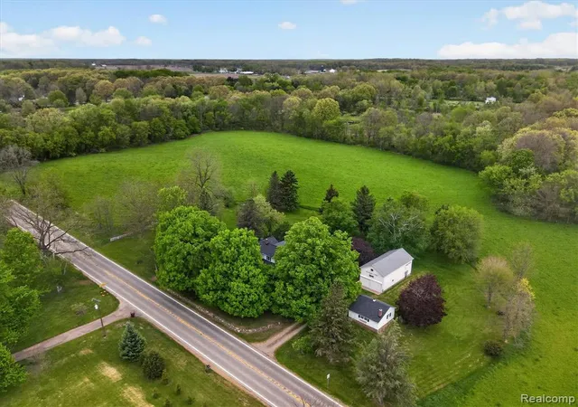 Homes for sale in Gregory, MI | 17750 M-106, Gregory, MI 48137 | MLS# 60993742