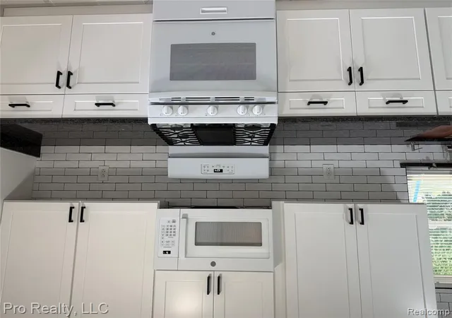 Photo 2 of Single family home for sale at 17028 W 13 Mile Rd, Beverly Hills, MI 48025 | MLS# 61019827 | Listing updated on 2026-08-30