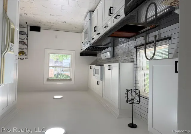 Photo 4 of Single family home for sale at 17028 W 13 Mile Rd, Beverly Hills, MI 48025 | MLS# 61019827 | Listing updated on 2026-08-30