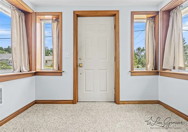 Homes for sale in Grandville, MI | 3289 Earle Ave, Grandville, MI 49418 | MLS# 70544321