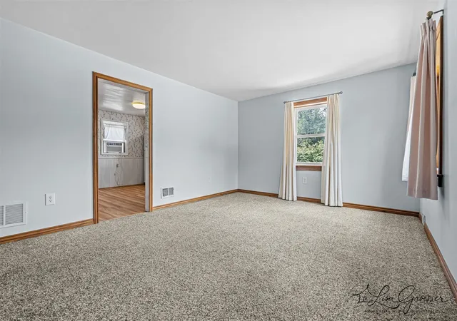 Homes for sale in Grandville, MI | 3289 Earle Ave, Grandville, MI 49418 | MLS# 70544321