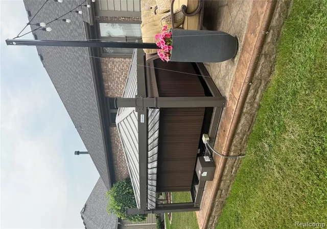 3rd image of 15979 Clinton Ave, Macomb, MI 48042 6196 | MLS# 61023458
