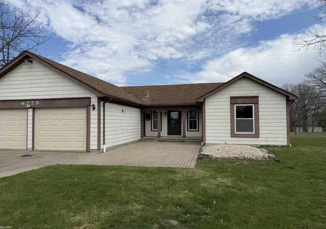 Homes for sale in Cottrellville, MI | 6775 Marsh Rd Rd, Cottrellville, MI 48039 | MLS# 50204107