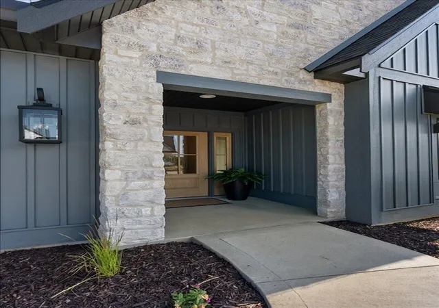 5th image of 3409 Broadleaf Ln, Jenison, MI 49428 | MLS# 70544860