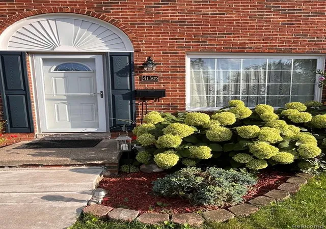 Photo 3 of Condo for sale at 41305 Lagoon Ct, Northville, MI 48167 1923 | MLS# 61023261 | Listing updated on 2026-08-21
