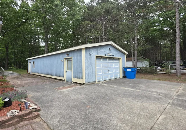 2nd image of 1898 N White Birch Dr, Mears, MI 49436 | MLS# 70539319