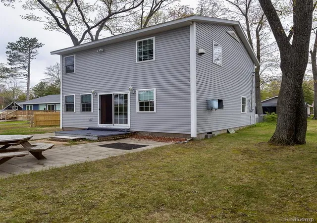 Homes for sale in West Branch, MI | 2779 Horseshoe Lake Rd, West Branch, MI 48661 | MLS# 60991943