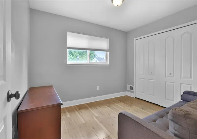 17th image of 1000 E Mahan Ave, Hazel Park, MI 48030 | MLS# 70544030