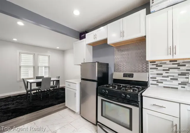 Homes for sale in Highland Park, MI | 19164 Riopelle St, Highland Park, MI 48203 | MLS# 60993650
