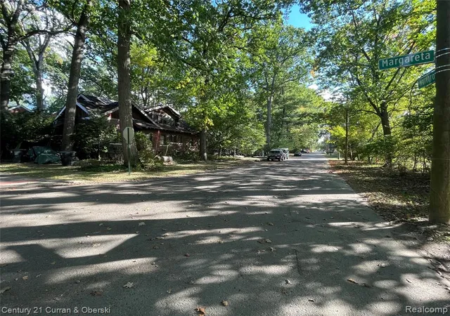 5th image of 22321 Margareta St, Detroit, MI 48219 | MLS# 60943180