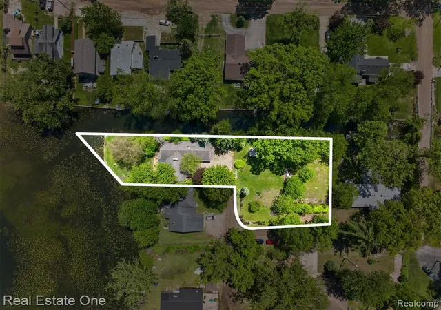 Photo 60 of Single family home for sale at 3920 Wint Rd, Commerce Twp, MI 48382 1775 | MLS# 60996284 | Listing updated on 2026-08-31