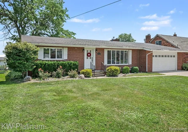 Photo 3 of Sale Pending at 49750 Nautical Dr, New Baltimore, MI 48047 4310 | MLS# 61012421 | Listing updated on 2026-08-28