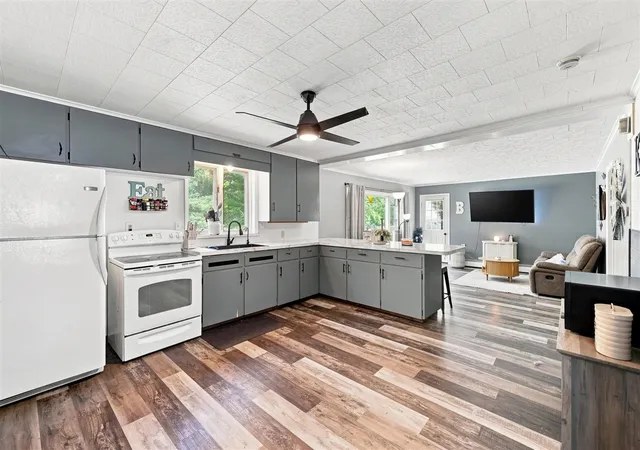 Photo 3 of Single family home for sale at 7531 County Farm Rd, Greenville, MI 48838 | MLS# 70554748 | Listing updated on 2026-09-28