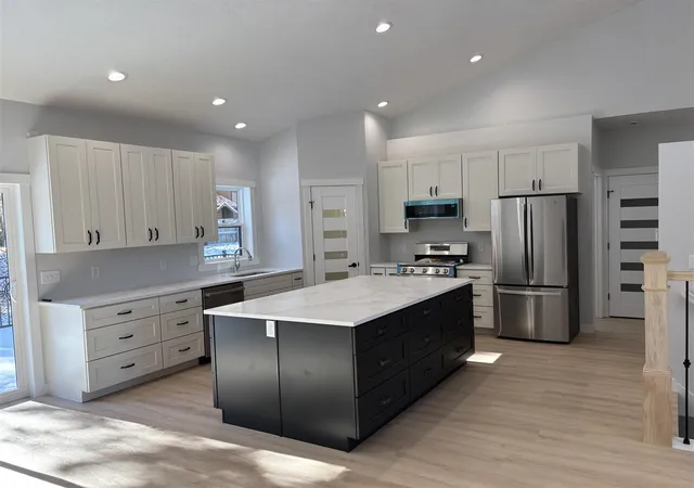 3rd image of 1001 W Kilgore Rd, Portage, MI 49024 | MLS# 70506687
