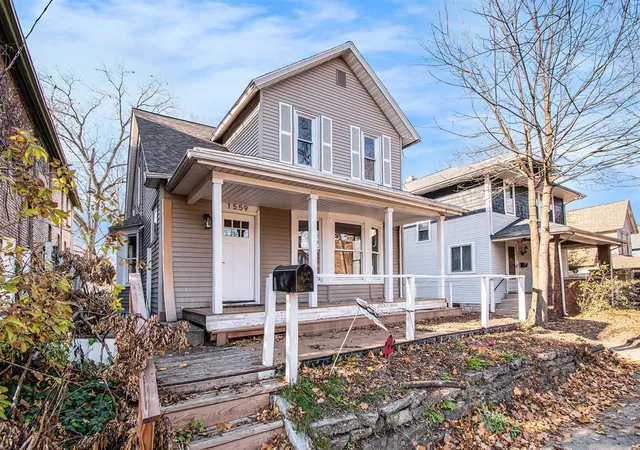 Homes for sale in Grand Rapids, MI | 1559 Coit Ave, Grand Rapids, MI 49505 | MLS# 70505200