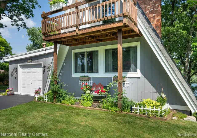 Homes for sale in Metamora, MI | 3627 Merritt Lake Dr, Metamora, MI 48455 | MLS# 61007936