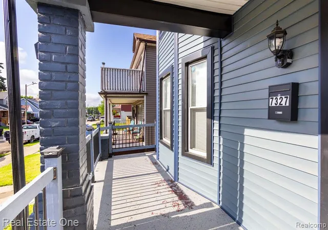 3rd image of 7327 American St, Detroit, MI 48210 1076 | MLS# 60997336