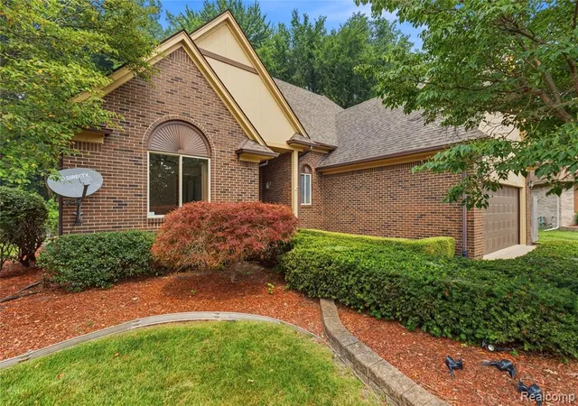 Photo 1 of Single family home for sale at 48053 Mill Crk Ct, Chesterfield, MI 48047 | MLS# 61012716 | Listing updated on 2026-08-06