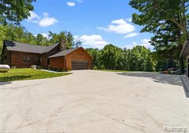 Homes for sale in Columbiaville, MI | 3656 Stanley Rd, Columbiaville, MI 48421 | MLS# 61009029