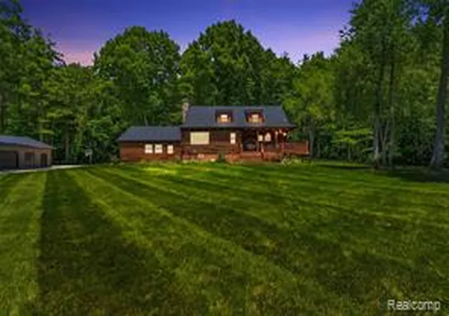 Homes for sale in Columbiaville, MI | 3656 Stanley Rd, Columbiaville, MI 48421 | MLS# 61009029