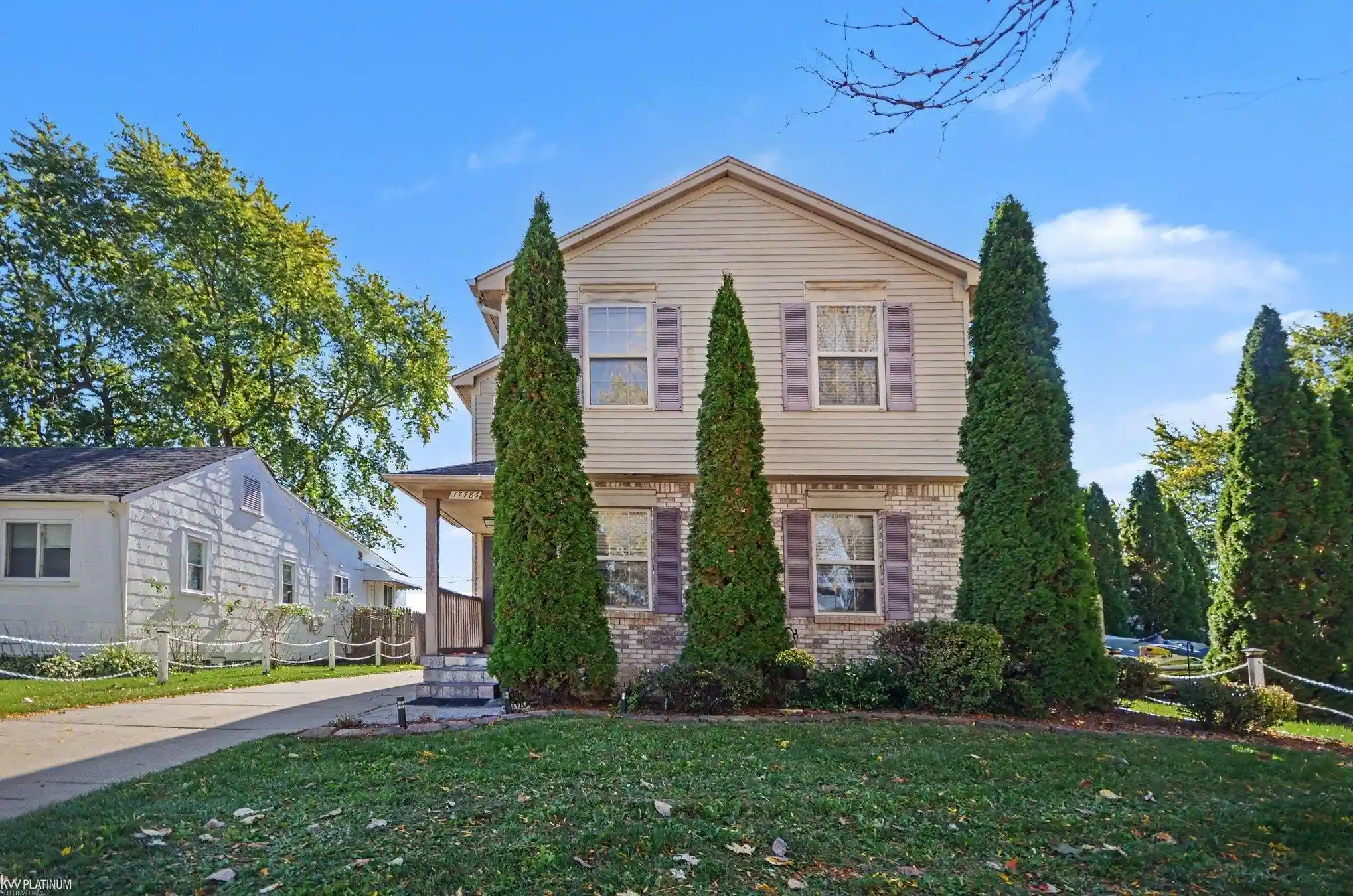 Photo 1 of Single family home for sale at 17786 Common Rd, Roseville, MI 48066 | MLS# 50225338 | Listing updated on 2026-10-26