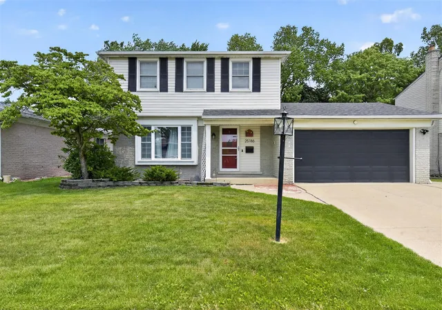 Homes for sale in Taylor, MI | 25186 Anna St, Taylor, MI 48180 | MLS# 70538503