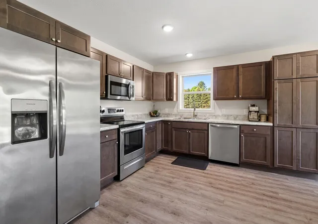 4th image of 18880 Lance Ln, Interlochen, MI 49643 | MLS# 80069166