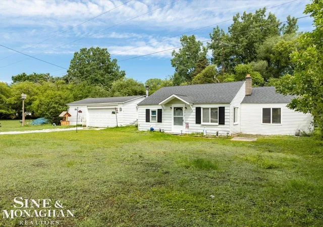 Homes for sale in Kimball, MI | 5418 Dove Rd, Kimball, MI 48074 | MLS# 50214062