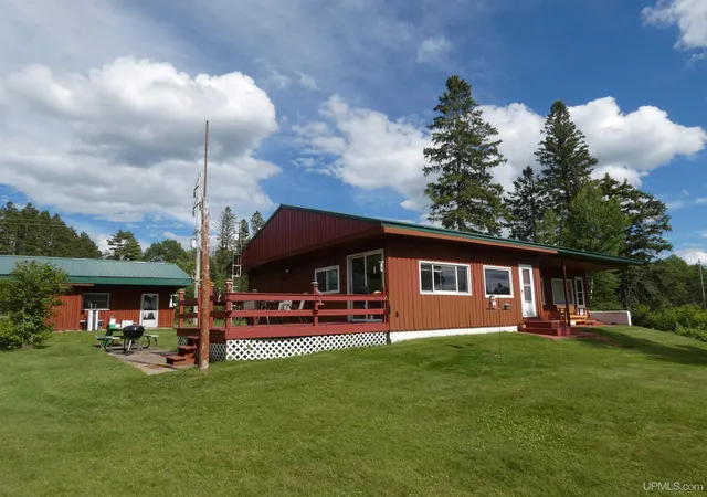 Homes for sale in Bruce Crossing, MI | 4375 Old 45 Hwy, Bruce Crossing, MI 49912 | MLS# 50213434
