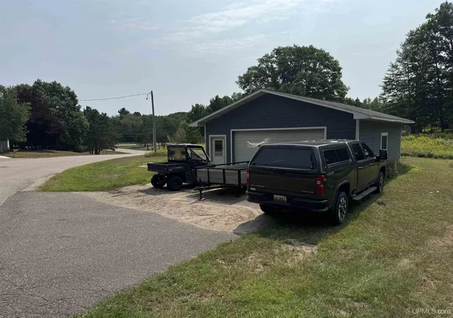 1st image of 107 Dalmar Dr, Kingsford, MI 49802 | MLS# 50205803