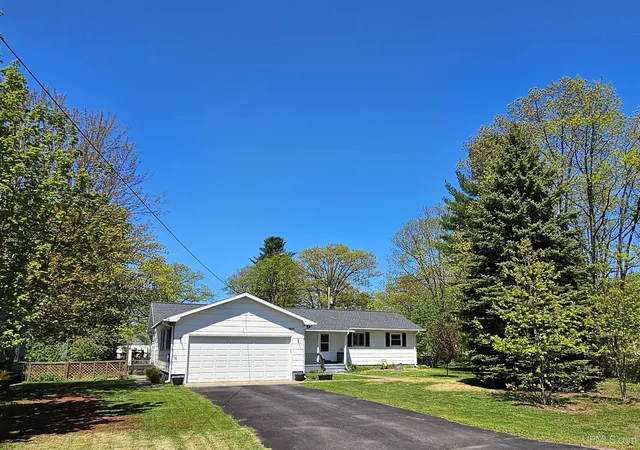 Photo 1 of Single family home for sale at 23224 Chippewa Trl, Dollar Bay, MI 49922 | MLS# 50210237 | Listing updated on 2026-06-11