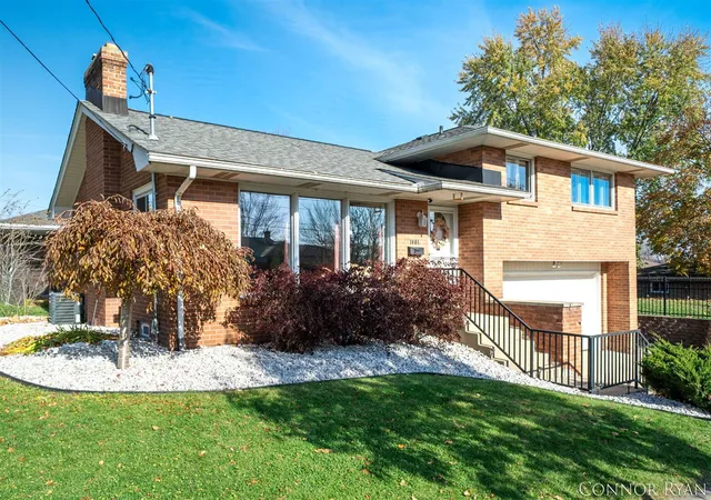 Photo 1 of Sale Pending at 1001 6th Street, Grand Rapids, MI 49504 | MLS# 70505838 | Listing updated on 2025-12-13