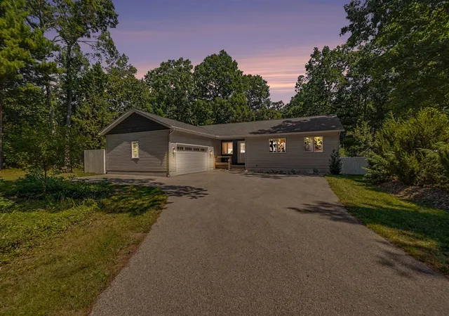 1st image of 8270 Sheridan St, Montague, MI 49437 | MLS# 70550092