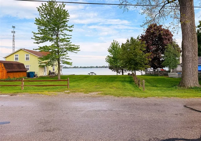 Homes for sale in Manitou Beach, MI | 5175 Pleasant Valley Rd, Manitou Beach, MI 49253 | MLS# 70532685