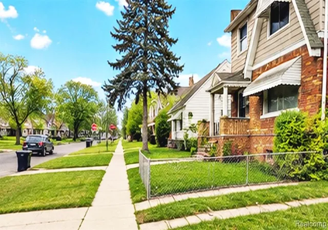 Homes for sale in Detroit, MI | 15762 Strathmoor St, Detroit, MI 48227 | MLS# 60992301